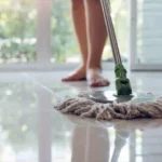 El truco natural para que los suelos brillen como nuevos